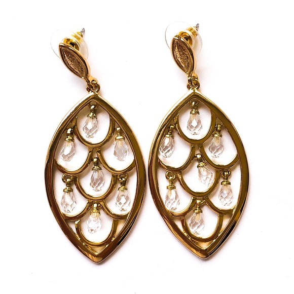 Jewelry - NEW Gold Chandelier Earrings